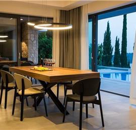 Luxury 5-Bedroom Villa with Sea-Views and Infinity Pool near Dubrovnik – Sleeps 10